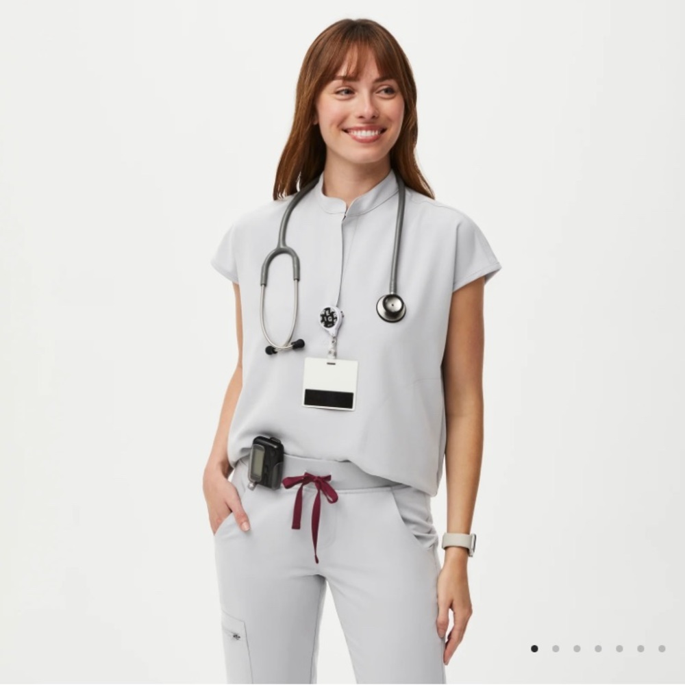 FIGS Cement Rafaela XS top & Kade Scrubs Size Small Pants